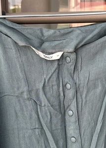 Chic Square Neck Button-Up Top