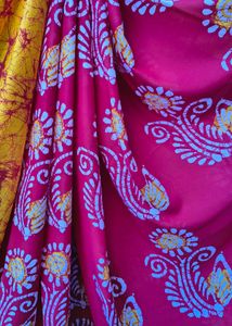 Elegant Chiffon Batik Print Saree