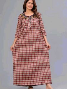 winter nighty with front zip and side pocket