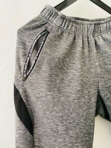grey ankle length pants