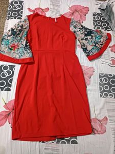 Excellent Quality Red Midi 🥰♥️♥️♥️