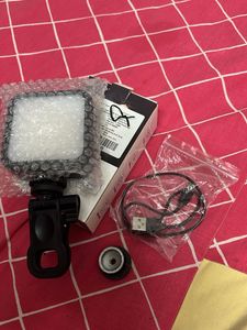 Portable insta pro led light