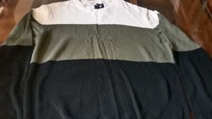 Color Block Textured Knit Pullover