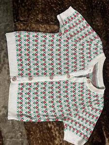 Chic Floral Print Button-Up Knit Top