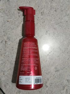 BBlunt 7in1 Repair &amp; Revive Shampoo