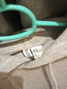 H&amp;M Cropped Grey Hoodie