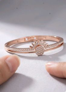 Sunburst crystal anti-tarnish Bracelet