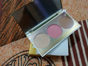 Highlighter Blusher Contor Kit