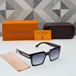 Louis Vuitton Sunglasses - Black Square Frame