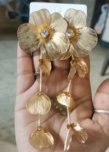 Gold Flower Dangle Earrings