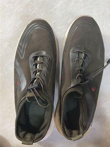 Men's Casual Olive Sneakers