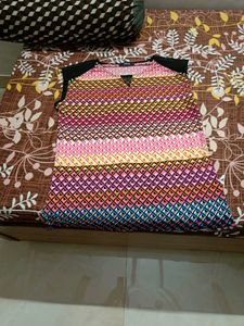 Vibrant Geometric Print Tunic Top