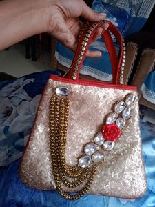 Beautiful Bridal purses🛍