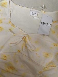 savana gathered top butter yellow