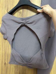 sporty top and legging set