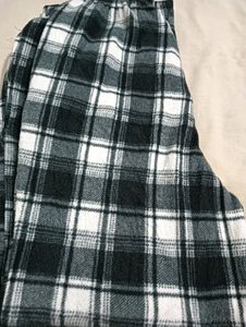 Woolen Lower