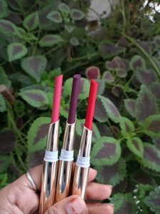Myglamm ultimatte Long-stay Matte Lipstick