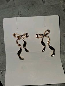 Elegant Bow Necklace &amp; Earring Set