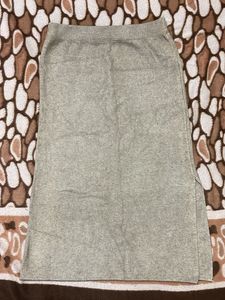Elegant Grey Knit Midi Skirt