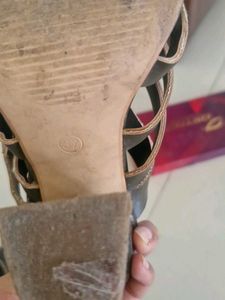 unique trendy heels