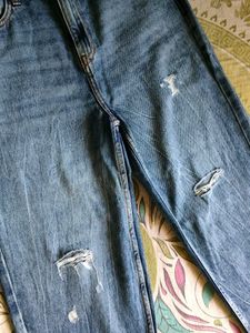 Trendy Ripped Mom Jeans