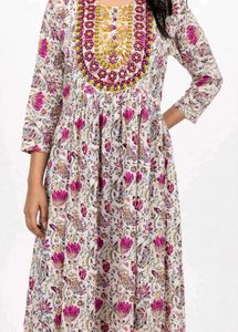 Embroidered Floral Print Kurta