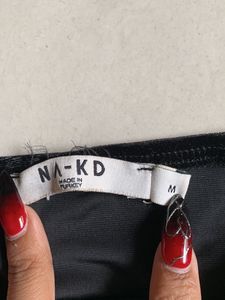 Na-kd Embellished Velvet Top