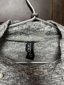 Gray Pearl Embellished Sweater🩶🩶