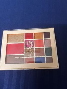 15-in-1 Baked Highlighter &amp; Eyeshadow Palette