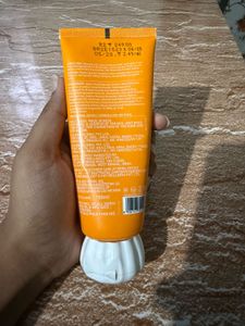 Dot &amp; Key Vitamin C+E Face Wash