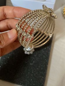 Sparkling Crystal Flower Bangle Bracelet