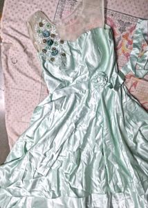 Elegant Mint Green Gown