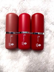 Pack of 3 Mamaearth Creamy Matte Long Stay Lipstic