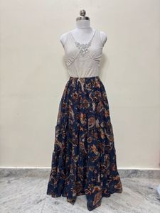 Bohemian Print Tiered Maxi Skirt/ pretty Long skir