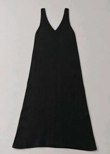BLACK RIBBED V-NECK SLEEVELESS A-LINE MIDI DRESS