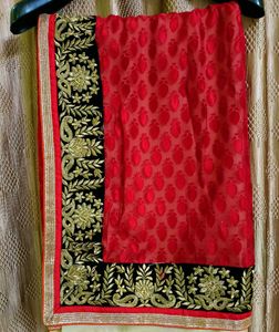 ❤️Traditional Red & Gold Embroidered Saree❤️