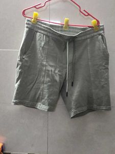 Zara Men's Grey Casual Shorts