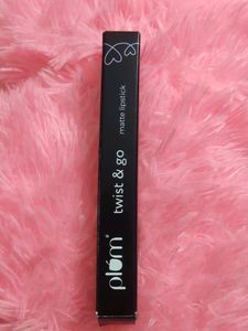 Plum Twist & Go Matte Lipstick
