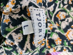 Black Floral Printed Kurtas (Women's)