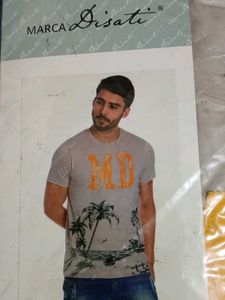 Marca Desati  Tshirt -M size