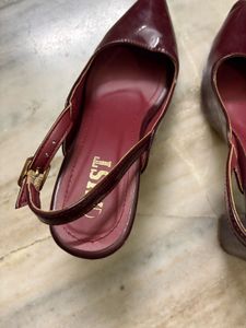 Chic Burgundy Patent Slingbacks