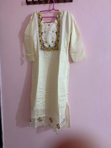 Embroidered Cream Kurta