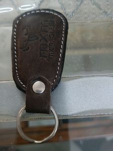 Maxm Club Leather Keychain