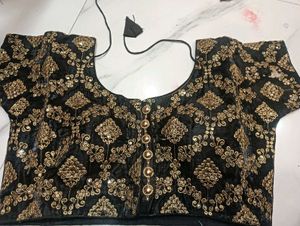 NEW Black 🖤 Blouse