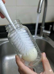 Bottle Cleaning Brush