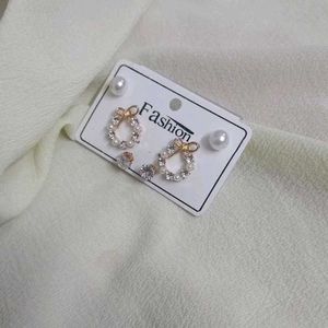 🎀(3)COMBO🎀SPARKLING STUD EARRINGS SET