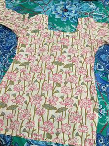 Beautiful Pink Lotus Print Kurta