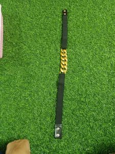 Black &amp; Gold Chain Streachble Belt