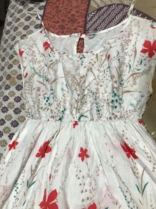 Floral Kurta with Brown Pants