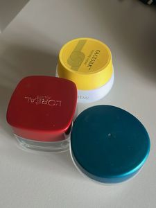 Face cream packaging